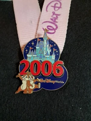 Disney WDW 2006 Magic Kingdom Castle Pin Chip & Dale Chipmunks 3D  - Image 1 of 2