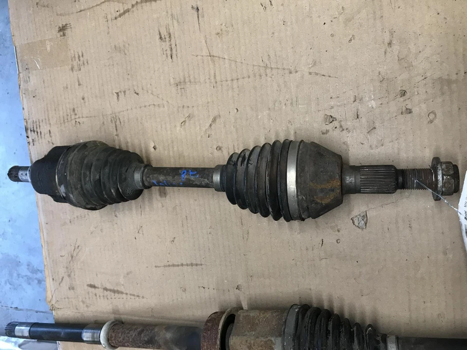 2004 CHEVROLET MALIBU Left driver Axle Shaft Front 95k miles OEM 04 - Изображение 1 из 2