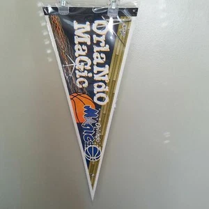 ORLANDO MAGIC NBA VINTAGE FELT PENNANT WITH HOLDER - Picture 1 of 1