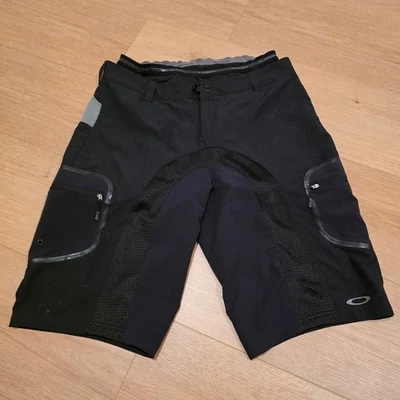 Pantalones Cortos de Ciclismo Y2K Oakley De Colección Para Hombres 38 Forrados Carga Envejecido MTB Descenso Foto 1 de 4