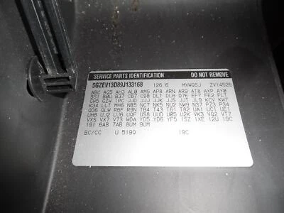 Consola central inferior delantera usada se adapta a: Saturn Outlook 2009 piso delantero grado inferior Foto 1 de 4