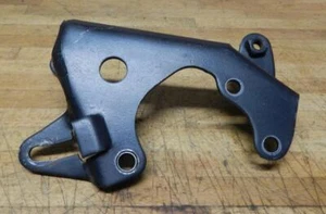 1978-81 Chevrolet vehicles 267 305 350 V8 used power steering front bracket - Picture 1 of 3