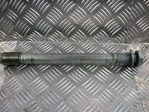 Suzuki GSXR 750 swing arm pivot bolt spindle 01 02 03 K1 K2 K3 - Picture 1 of 3