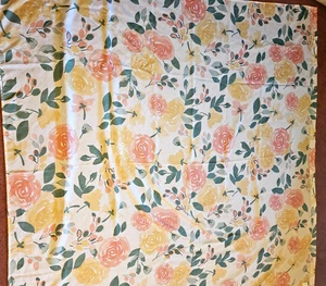 SHOWER CURTAIN Fabric Lovely Floral Print - Looks Unused - Picture 1 of 7