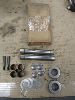 1934-1947 Buick Series 40 50 60 70 King conjunto de parafusos NOS 1394793 K20B - Imagem 1 de 3