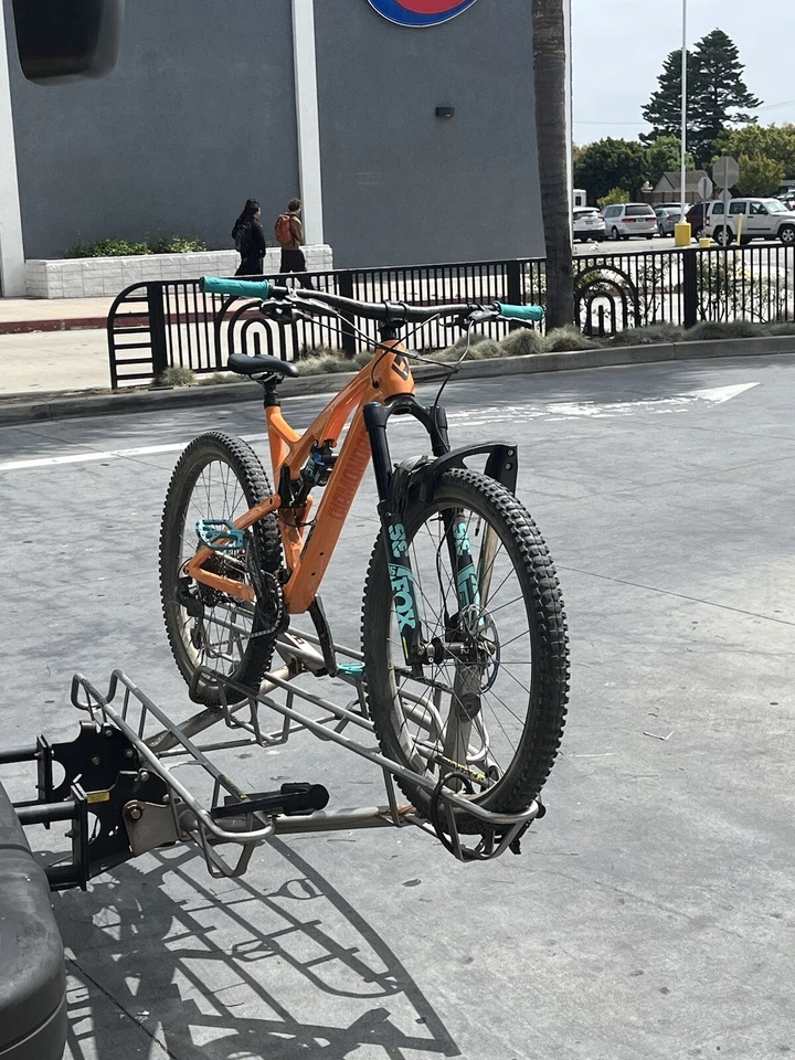 Diamondback Release 5C Full Suspension Mountain Bike - Image 1 of 4