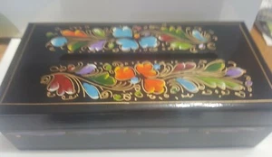 Vintage Handcrafted Mexico Flowers Lacquered Black Tissue Box Color Mex - Picture 1 of 10
