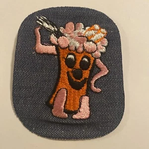 Parche vintage flotador taza bebida persona denim años 70 - Imagen 1 de 4