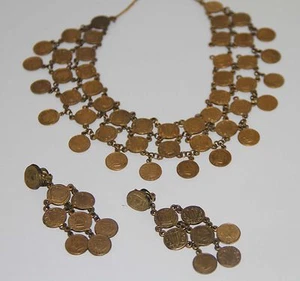 JOY802 VINTAGE NECKLACE AND EARRINGS WITH COINS. GOLDEN METAL. SPAIN. 60s - Picture 1 of 1