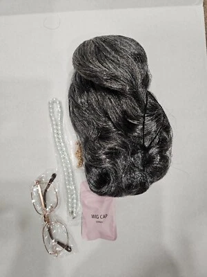 NUEVA PELUCA GRIS GRAMMA ADULTO - TALLA ÚNICA POR SPIRIT Foto 1 de 4