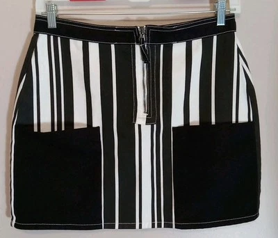 Falda vaquera BDG Urban Outfitters código de barras negra blanca a rayas 1/2 cremallera talla L Foto 1 de 4