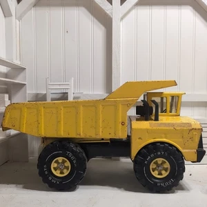 Tonka Mighty Tonka Dump Truck XMB 975 70s Yellow Pressed Steel Toy - Picture 1 of 24