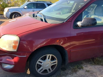 2004-2007 Ford Freestar Driver Fender M7LJD - Image 1 of 3