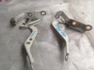 Toyota Hiace Bonnet Hinges TRH201 03/2005-04/2019 - Picture 1 of 2