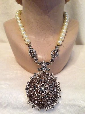 Collar MECHÓN Heidi Daus Perla Crema - ¡¡ABIERTO!!! Foto 1 de 4