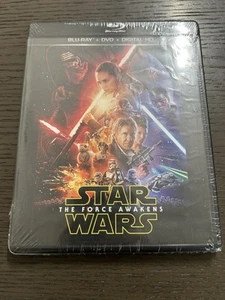 STAR WARS: THE FORCE AWAKENS (BLURAY/DVD) SEALED - Picture 1 of 4