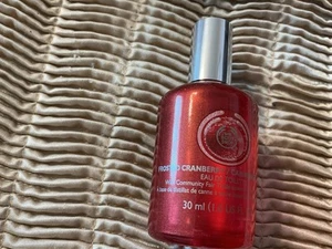 Body Shop Frosted Cranberry Eau De Toilette 30 Ml - Picture 1 of 4