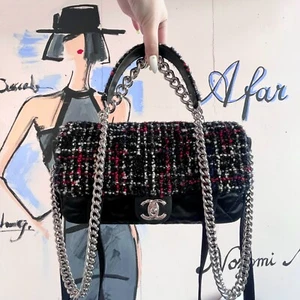 RARE☆☆☆☆☆Auth CHANEL FW 2017/18 Collection Timeless Chain Shoulder Bag Black Red - Picture 1 of 11