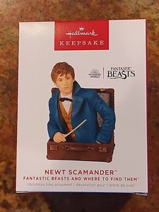 Hallmark 2022 Keepsake HARRY POTTER Fantastic Beasts Newt Scamander Ornament - Picture 1 of 3