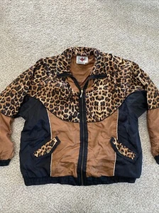 Active Frontier Damen XL Jacke S Gepardenmuster Schulterpolster durchgehender Reißverschluss gebraucht, in einwandfreiem Zustand  - Bild 1 von 3