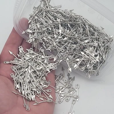 900 peças Berloques de Flecha Tom Prata, 5x30mm Preço de Atacado a Granel, Fabricação de Joias - Imagem 1 de 4