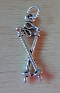 Dije de esquí de nieve postes de plata esterlina 3D 25x10 mm - Imagen 1 de 2