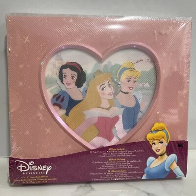 Álbum de recortes rosa Princesa Disney 8 x 8 corazón Cenicienta Blancanieves Aurora Foto 1 de 4