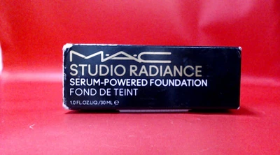 MAC Studio Radiance Serum-Powered Foundation 30ml/1oz - CHOOSE SHADE - Image 1 of 2