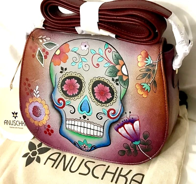Bandolera ANUSCHKA NUEVA CON ETIQUETAS💀Saddle Flap-SUGAR SKULLS 7105-SSK Foto 1 de 4