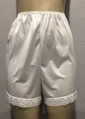 Vtg Vanity Fair White Nylon Tap Panty L - Image 1 of 4