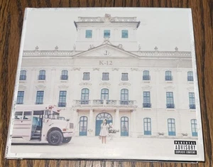 Melanie Martinez cd and dvd crybaby k-12 official 2-Disc Set - Foto 1 di 5