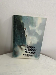 VTG 1970 - DANGER OF SHADOW MOUNTAIN HARDCOVER BOOK Marion Rumsey - Picture 1 of 8