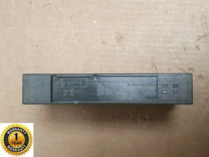 Siemens ET200 4DO ( 6ES7 132-4BD00-0AA0 / 6ES7132-4BD00-0AA0 ) - Imagen 1 de 2