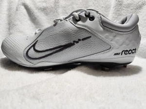 Nike CZ5917-004 Hyperdiamond 4 Elite Softball Cleats Women Sz 12 Gray - Picture 1 of 4