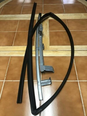 2014-17 Honda Odyssey OEM Front Left Door Window Channel Run Weatherstrip Seal  - Image 1 of 4