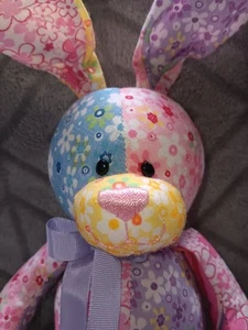 GUND ausgefallener Hase Plüsch 14 Zoll Pastell Patchwork Blumen Kaninchen Stofftier Spielzeug - Bild 1 von 5