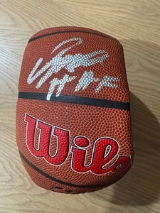DOMINIQUE WILKINS SIGNED AUTO HAWKS WILSON FS BASKETBALL HOF BGS AUTOGRAPHED D - Picture 1 of 3