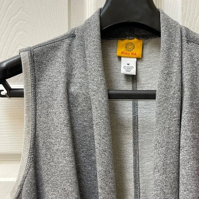 Ruby Rd. Women’s Medium Gray Fleece Vest Sleeveless Stretch Fly Away Pockets - Image 1 of 4