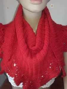 Sciarpa triangolare donna coprispalle lana all'uncinetto colore rosso Natale - Foto 1 di 3