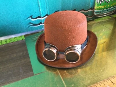 STEAMPUNK TOPHAT AND GOGGLES - Image 1 of 4
