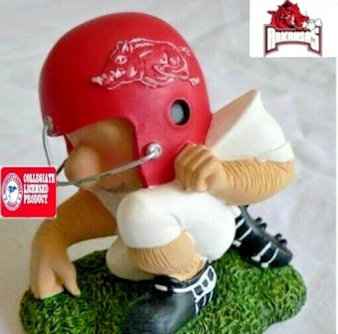 ARKANSAS RAZORBACKS NCAA FOOTBALL PLAYER LINEMAN 3 INCH FIGURE Cover