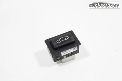 2015-2016 宝马 M235I XDRIVE F22 TRUNK 盖开箱释放开关按钮原始设备制造商 — 第 1/4 张图片