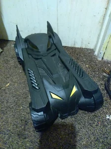 Spin Master Batman Batmobile Spielzeugauto 16” passt den meisten 12” Figuren DC Comics schwarz - Bild 1 von 8