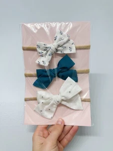 3 süße dehnbare Stirnband Schleifen für Baby Kleinkind Mädchen neu handgefertigt in den USA - Bild 1 von 1