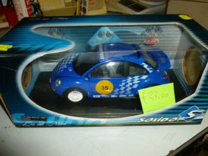Modellautos 1:18 solido new beetle 1999 new with box - Foto 1 di 4