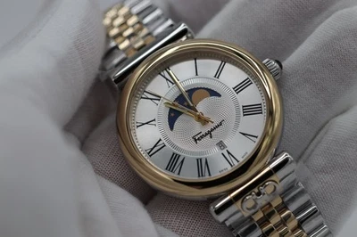 Reloj para mujer Salvatore Ferragamo Ora SFUW00422 plateado nuevo + caja y papeles Foto 1 de 4