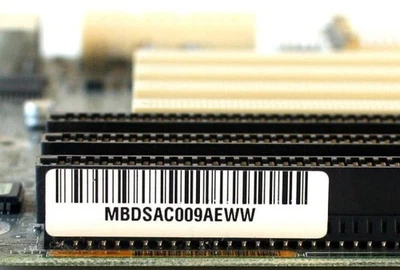 Mb intel 586 mbdsac009aeww, aa 634784-608, 3xisa 4xpci skt 5 - Image 1 of 2