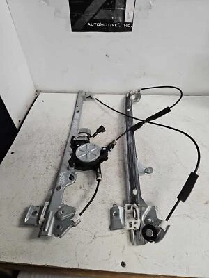 02-06 ESCALADE SILVERADO SUBURBAN YUKON Left Front Door Window Regulator w Motor - Image 1 of 4