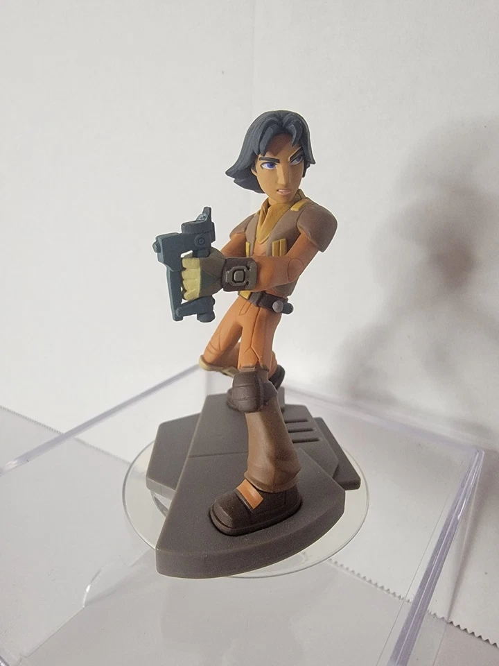 DISNEY INFINITY STAR WARS 3.0 PERSONAJE REBELDES EZRA BRIDGER DAÑADO Foto 1 de 1