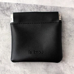 Dir en grey Japan Official Fan Clun a knot Limited Coin Case Faux Leather - Picture 1 of 2